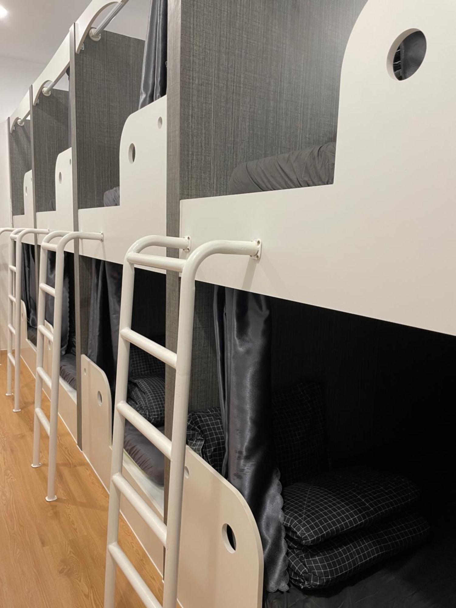 Alphabet Home Capsule Bandar Ho Chi Minh Luaran gambar